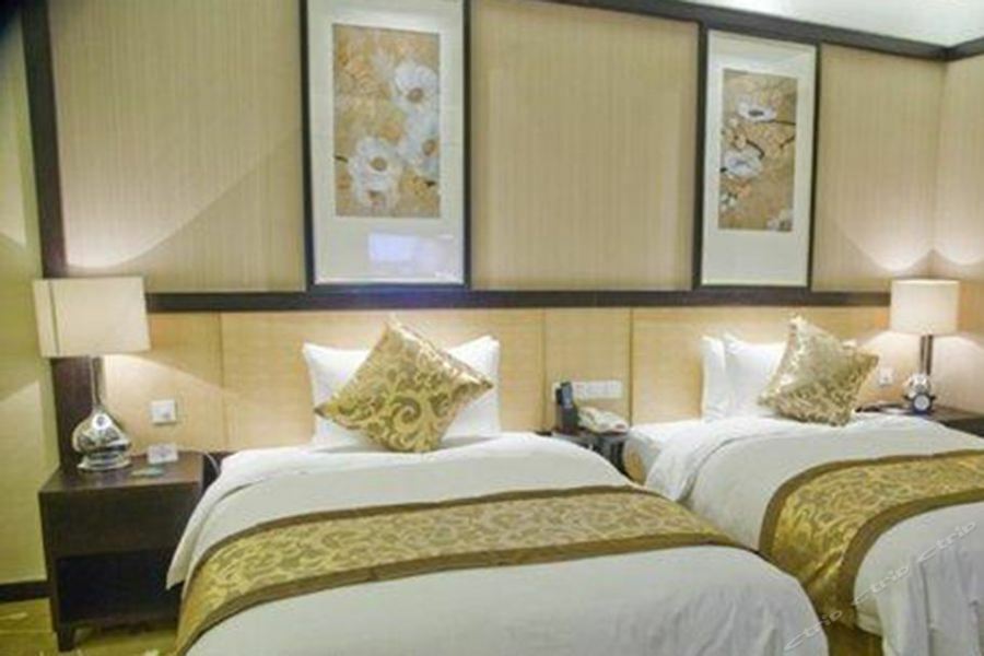 Ondine International Hotel Zhenjiang  Exterior photo